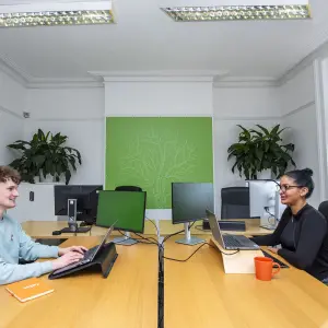 Two Digital Marketers discussing AI Overviews.