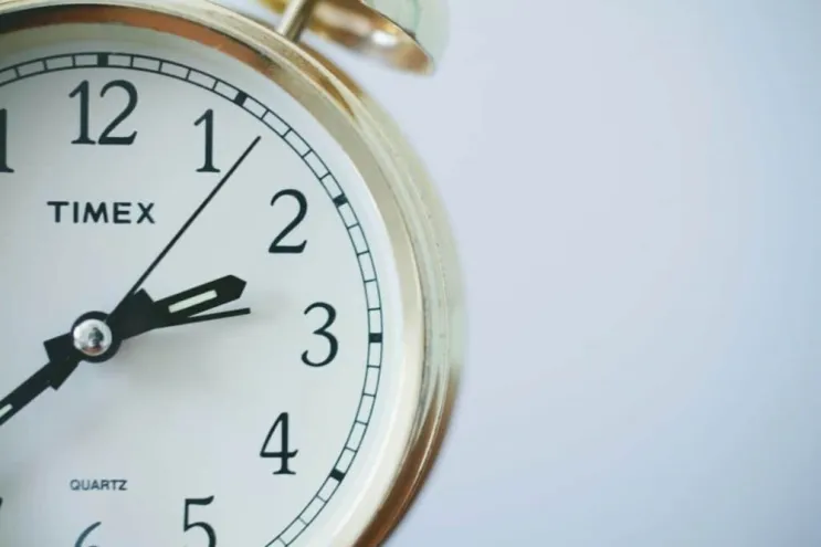 A clock representing the time effectiveness of repurposing content.