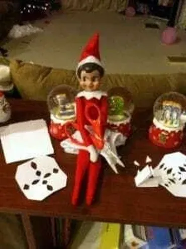 Elf on the shelf meme.